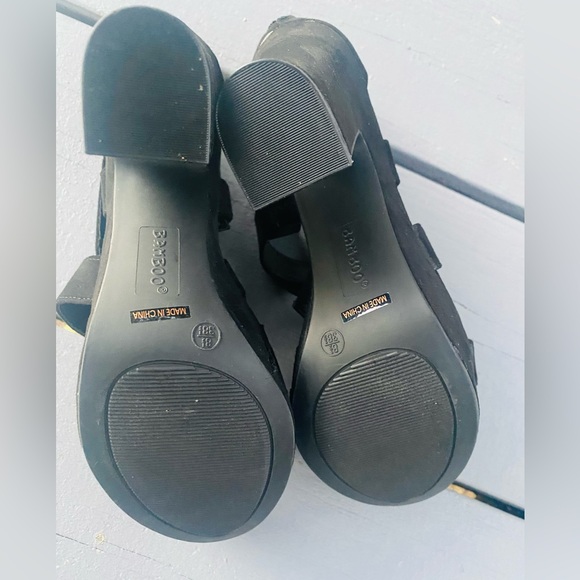 BAMBOO® Women's Simple Platform Chunky Heel Sandal, Black S/ 8.5 - Picture 10 of 14